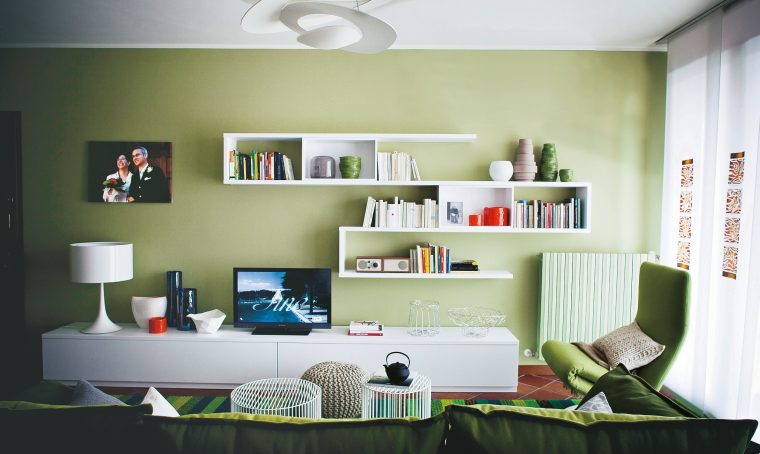 Rinnovare con tappezzerie e colori