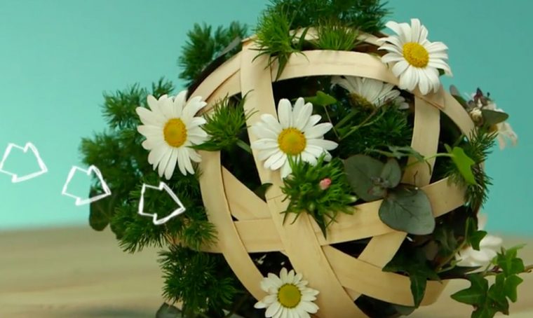 Come realizzare sfere in legno fiorite