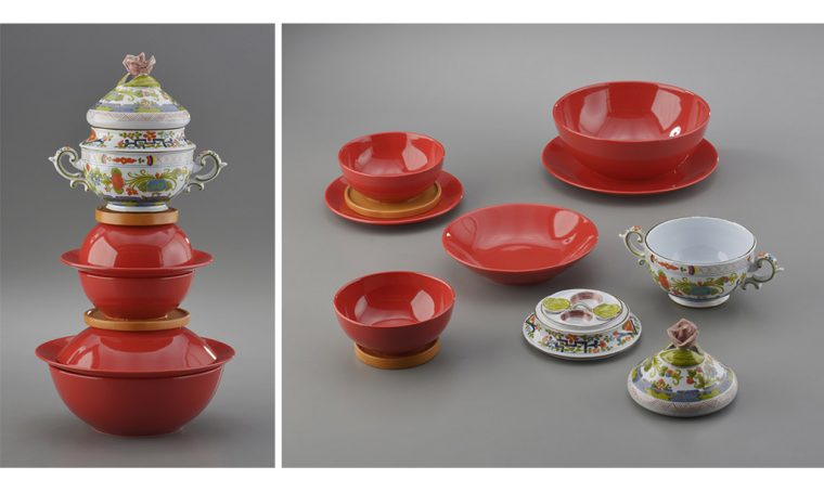 Il 'totem di maioliche' di design di Lidia Carlini