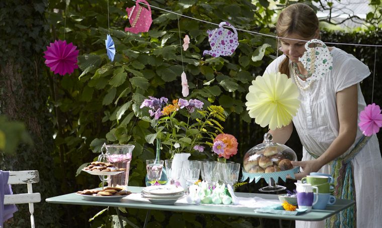 Cena estiva all'aperto: 30 accessori che fanno festa!