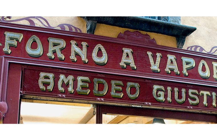 Per chi ama il lettering: un libro di insegne storiche