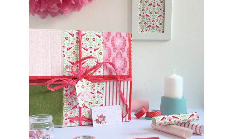 Workshop creativo: una scatola di cartone diventa un super pacco regalo 