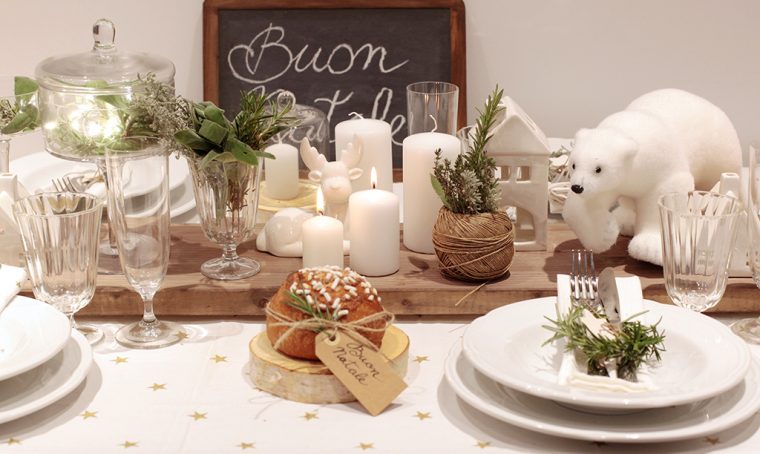 Idee per apparecchiare la tavola di Natale: nordica o tradizionale