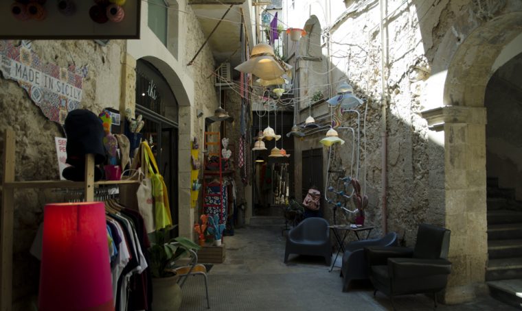 Shopping tour a Siracusa