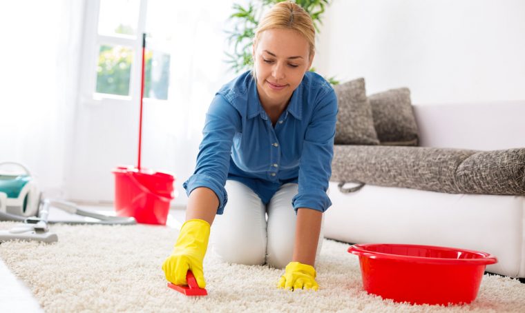 Pulire i tappeti: piccoli trucchi e accorgimenti