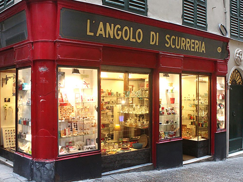 Shopping tour a Genova