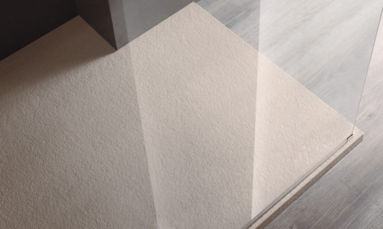 Con Pietrablu™ di Arblu, il total look per il tuo bagno