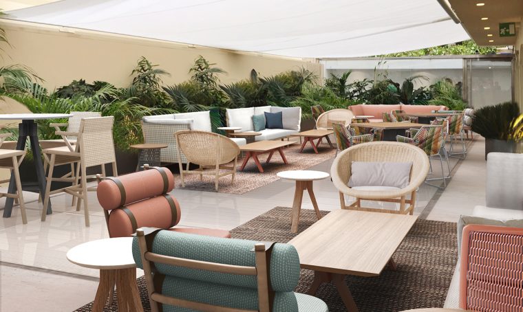 La nuova terrazza di LuisaViaRoma a Firenze firmata da Patricia Urquiola