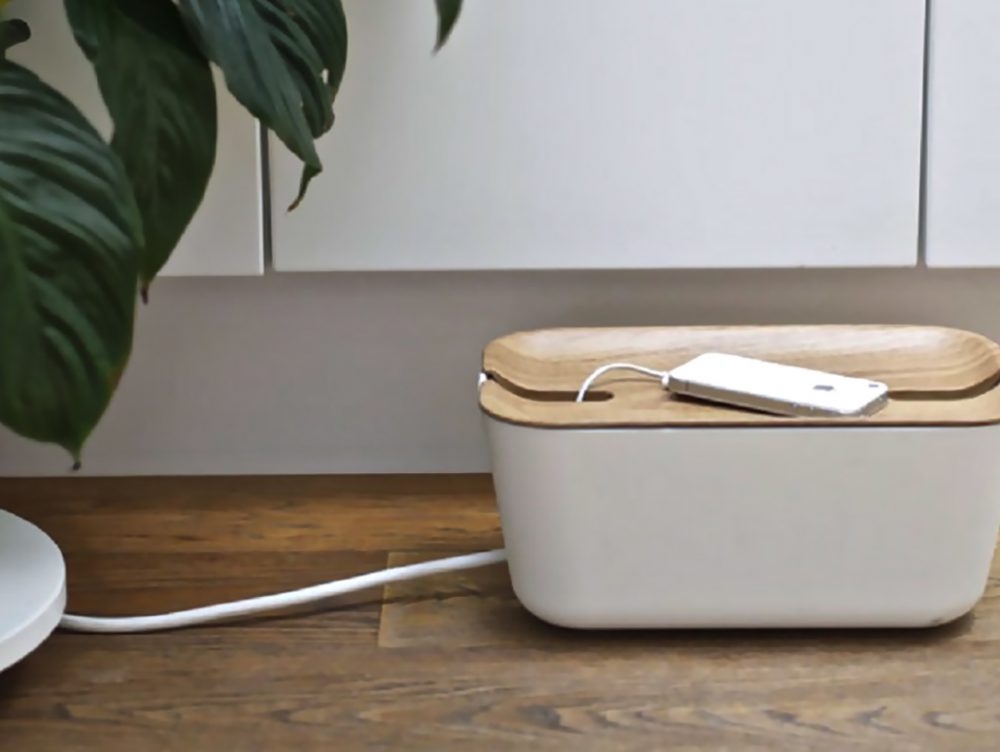 Idee furbe per nascondere e tenere in ordine i cavi elettrici