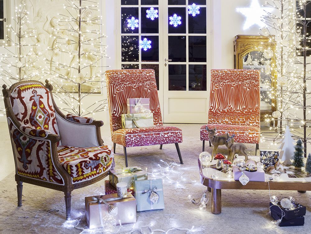 Decorazioni natalizie: luci, addobbi, tavole scintillanti
