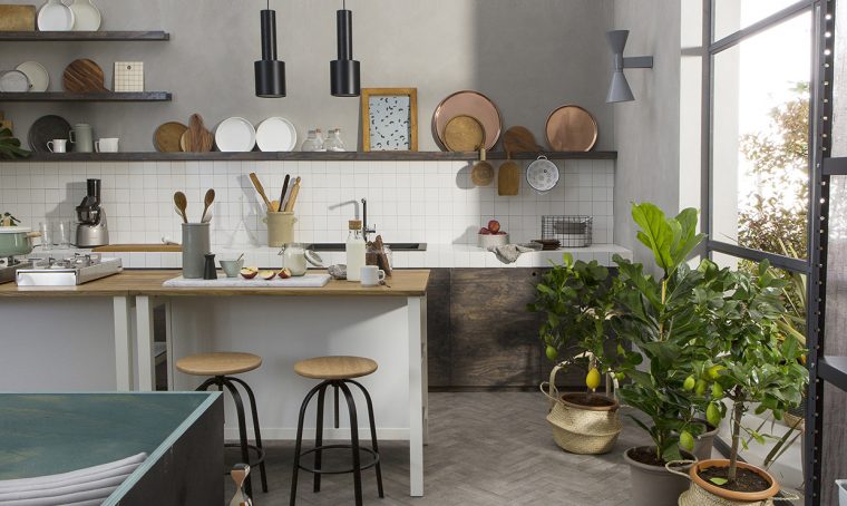 La cucina in muratura in un ambiente multifunzionale