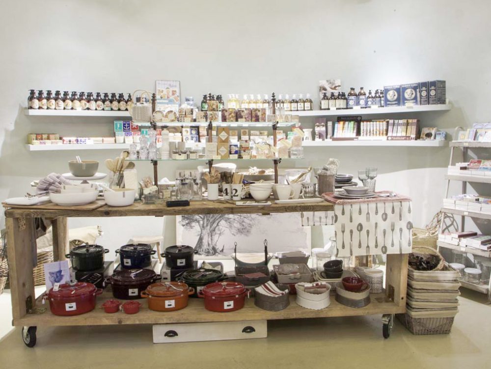 Shopping tour tra negozi di design e vintage a Modena