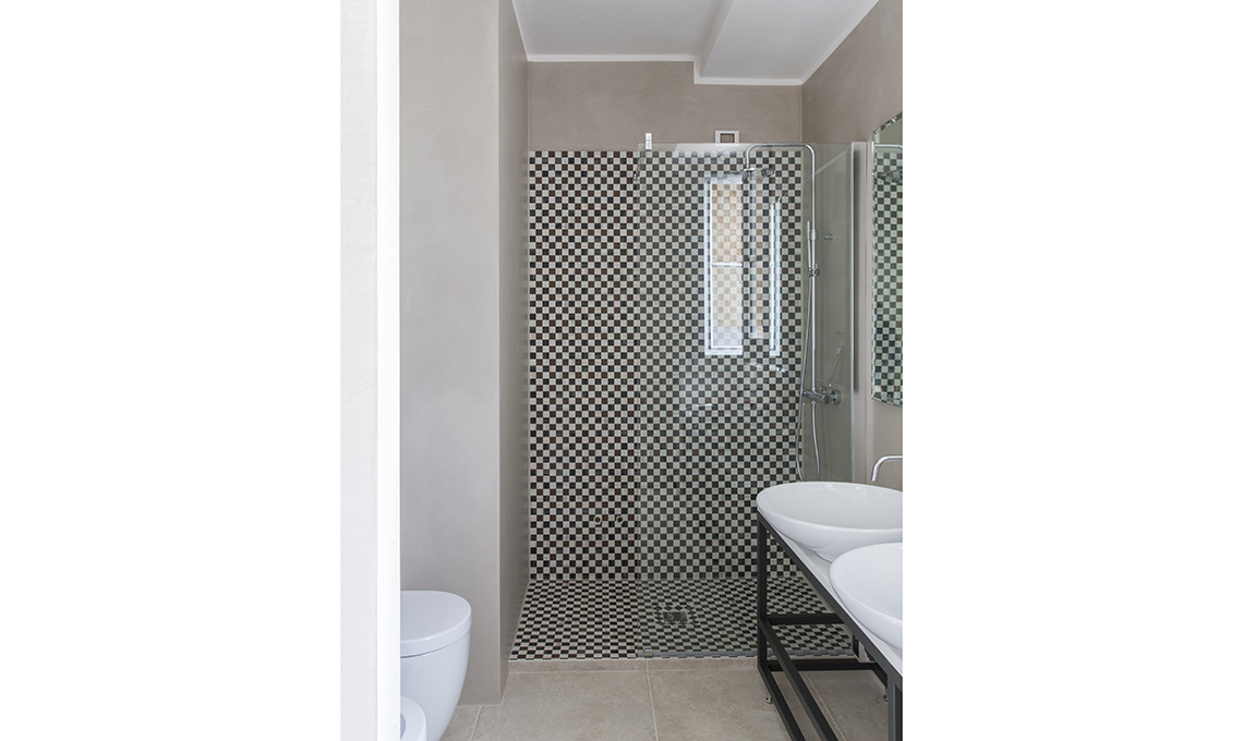 Box doccia Masseria Raoul Bova Puglia