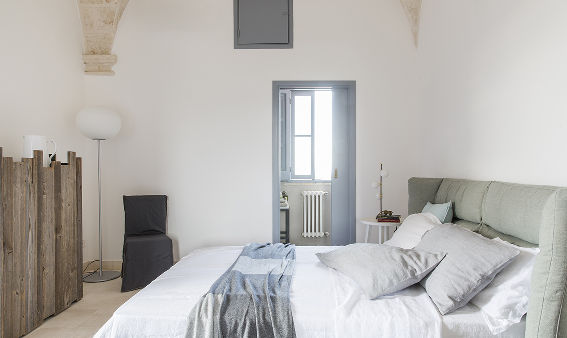 Camera Raoul Bova masseria in Puglia