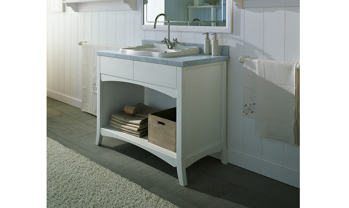 come arredare un bagno classico