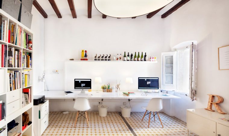 Consigli per tenere in ordine la zona studio
