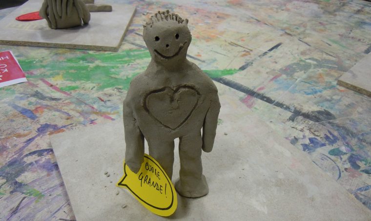 Mani, cuore e argilla per i bimbi in ospedale