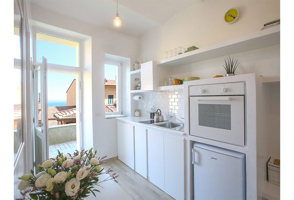 Idee per sfruttare lo spazio in una mini casa