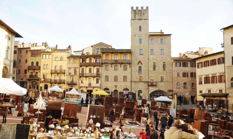La Fiera antiquaria di Arezzo, ogni primo weekend del mese