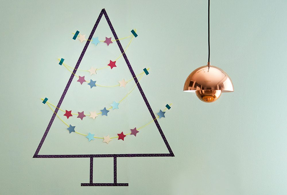 L’albero di Natale fai-da-te realizzato con i washi tape