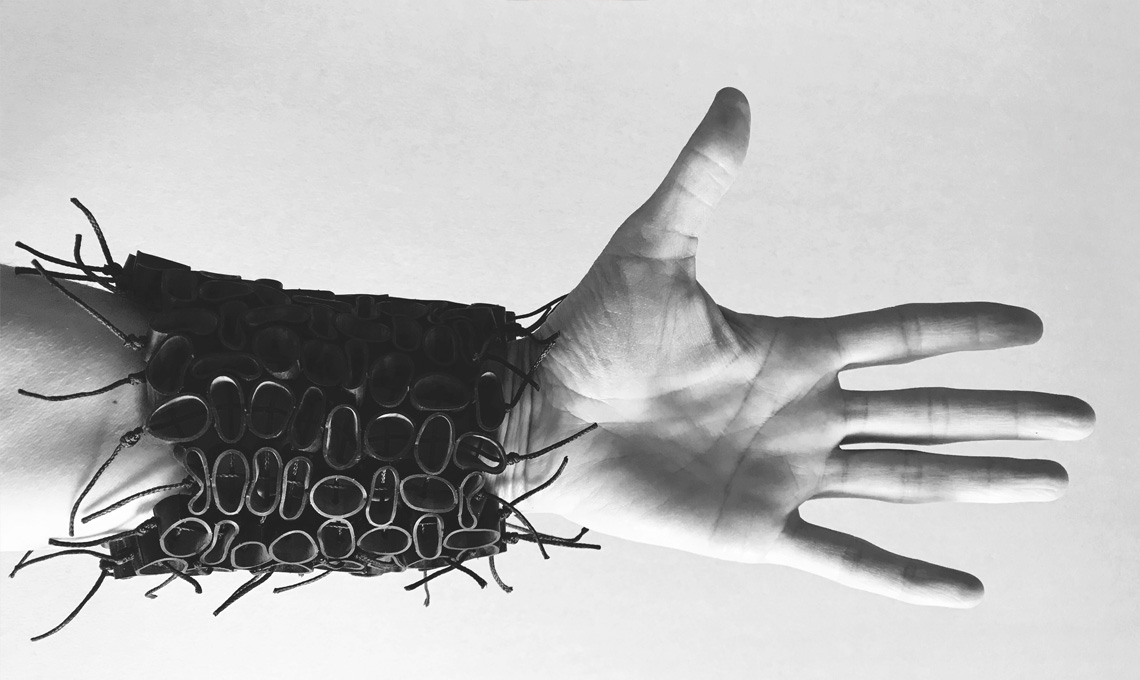 Bracciali in gomma, Raffaella Brunzin