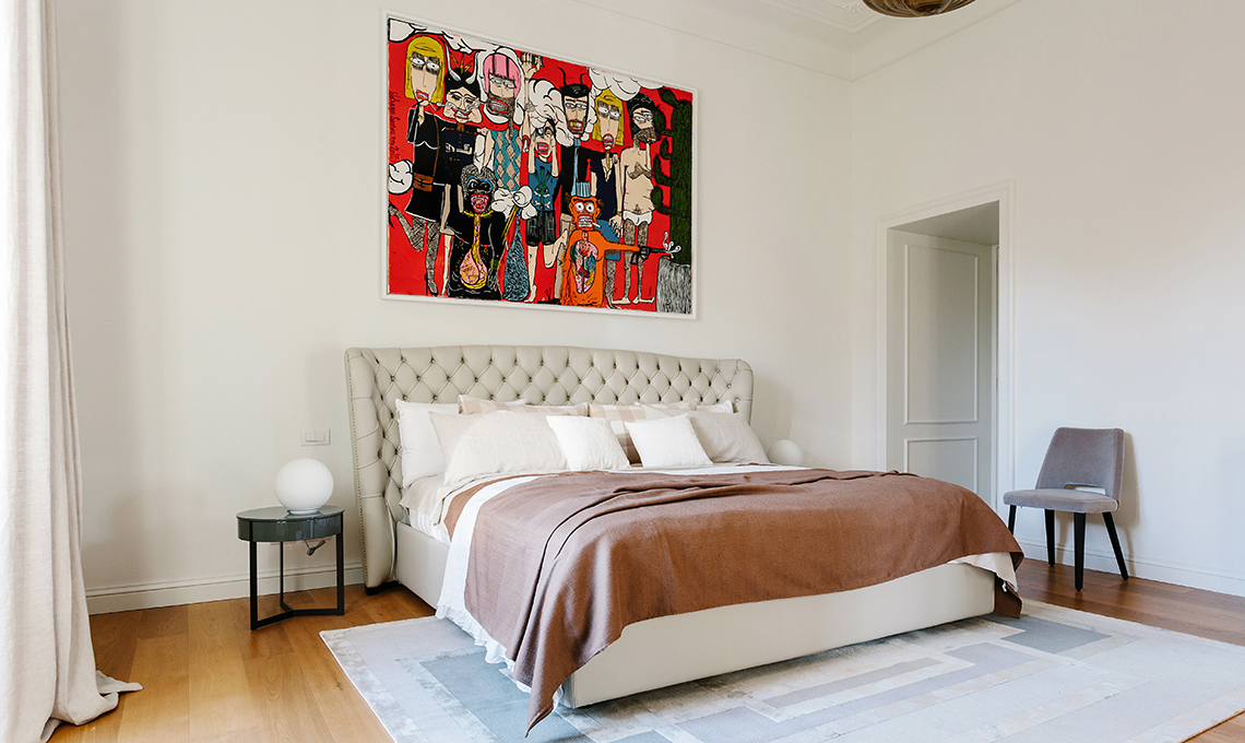 casa in bianco e nero tra classico e contemporaneo