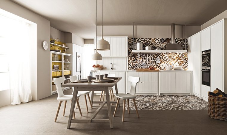 Aumenta lo spazio con la quinta che divide cucina e living