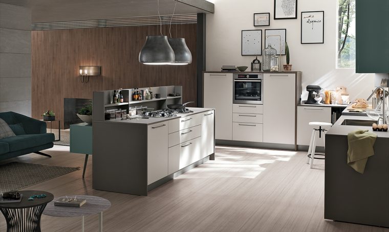 La cucina con isola effetto vedo-non-vedo