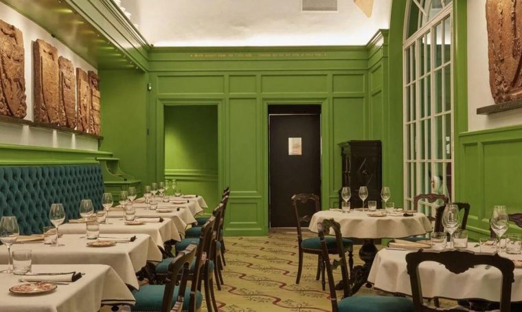 CasaFacile_Gucci_GucciOsteria_sala