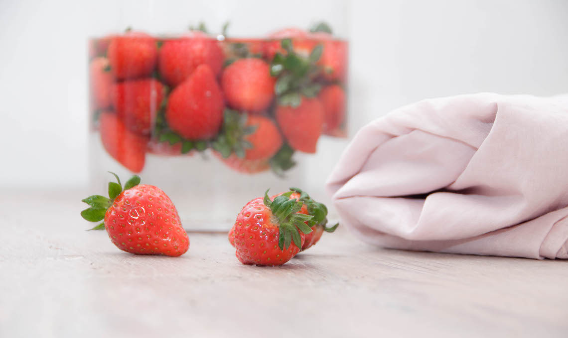 CasaFacile_SDeRocchi_tessuti_tinti_fragola
