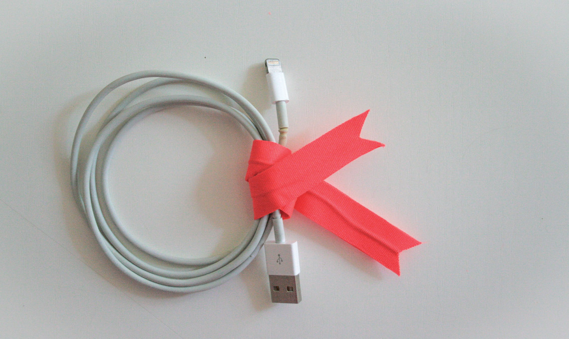 CasaFacile VDaveri ferma cavi diy iphone