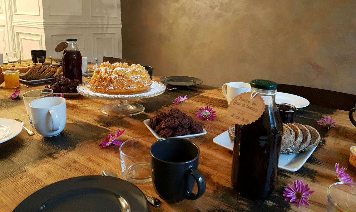 CasaFacile_VFarina_ospiti_colazione_succo