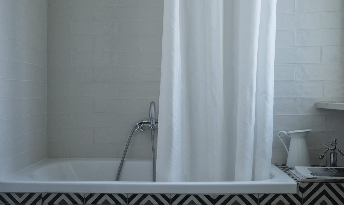 CasaFacile_VRomano_appartamento_roma_vasca