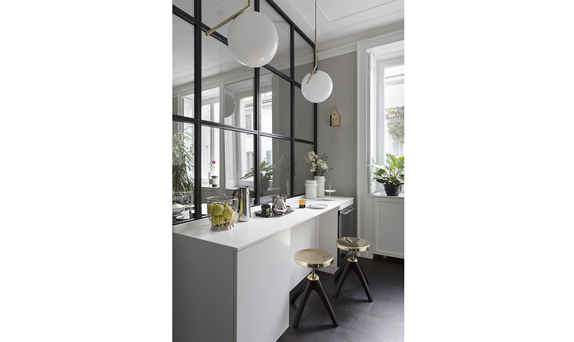 cucina parete vetrata