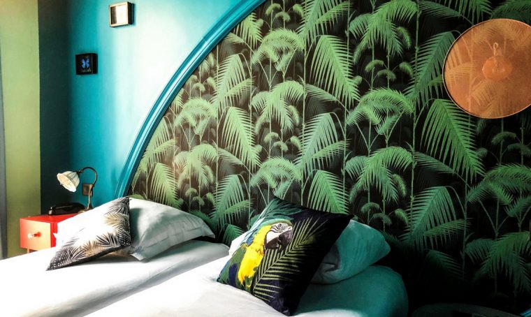 CasaFacile VZorzi stile jungalow hotel Bougainville Nizza letto