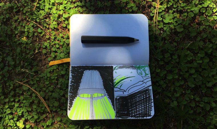 La luce, nel verde, si veste di design