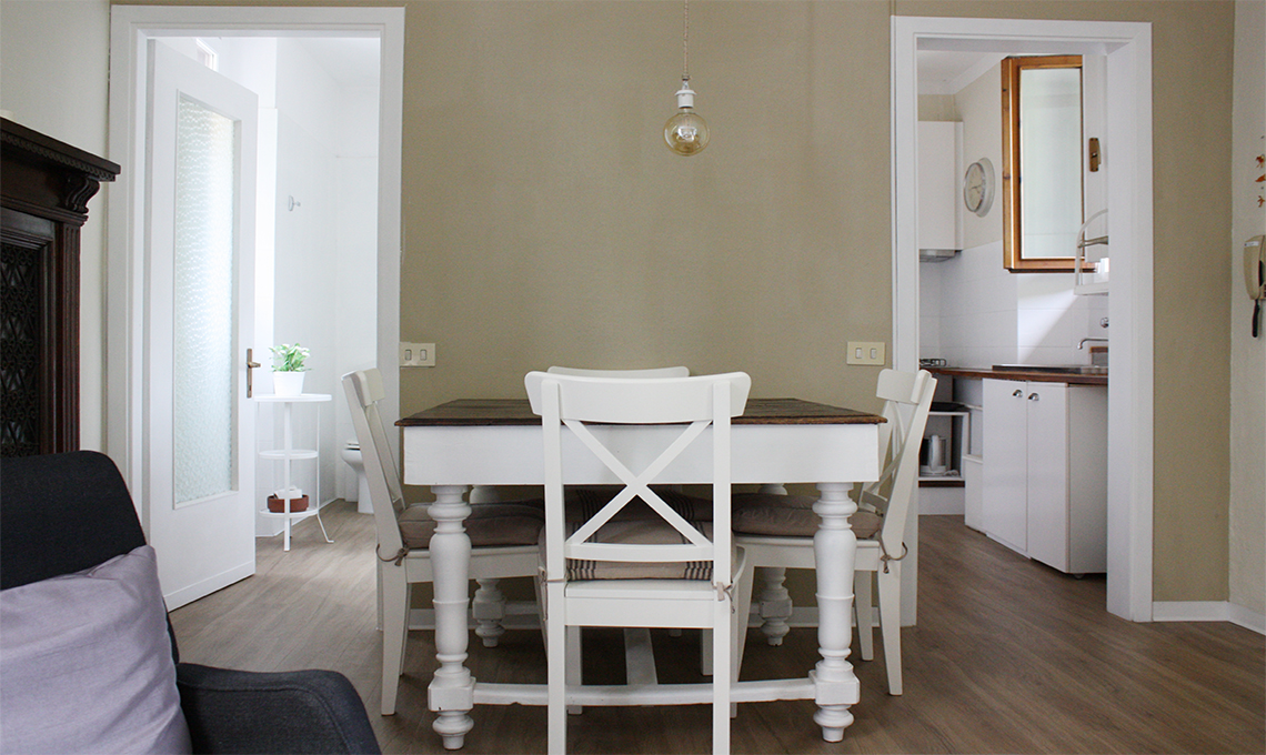 CasaFacile DDellaPenna bilocale diy tavolo