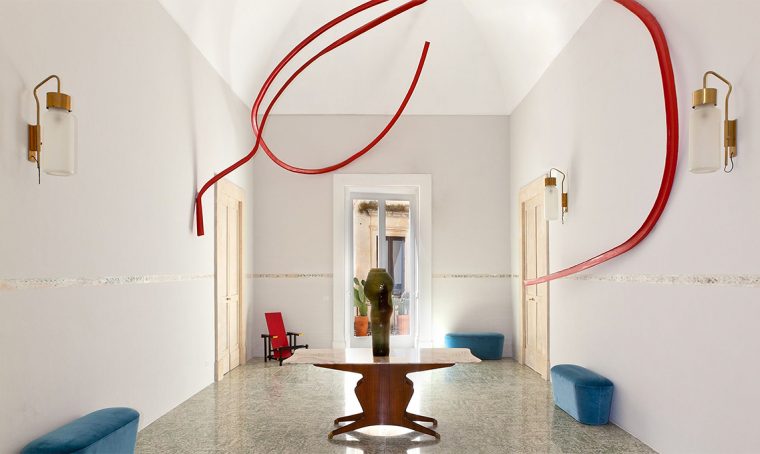 Hotel Nomade: 12 artisti e il tema del viaggio