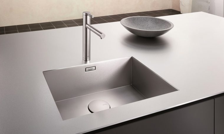 Cucina: lavelli integrati nel top