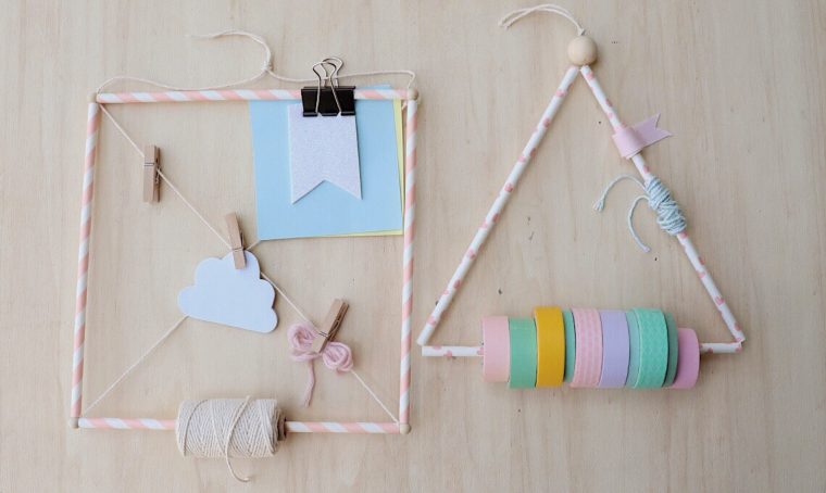 Materiale creativo in ordine con le cannucce di carta