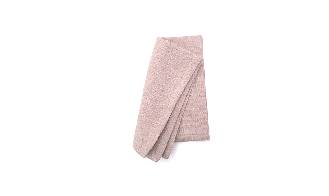 casafacile-tavola-rosa-ottone