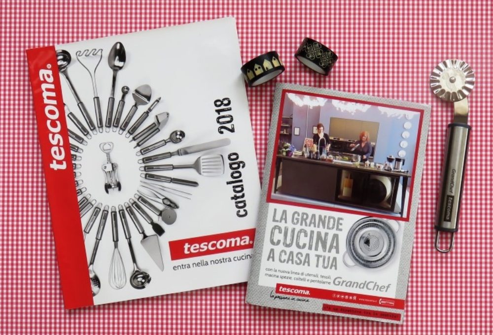 Come riciclare i cataloghi per fare album fotografici