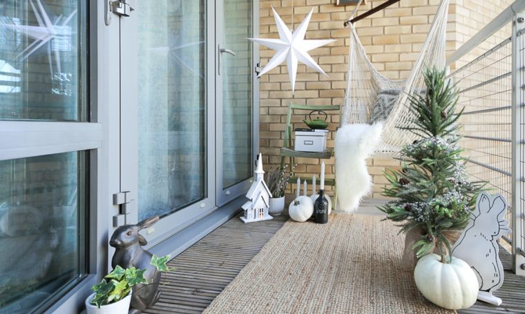 Decorare il terrazzo per Natale