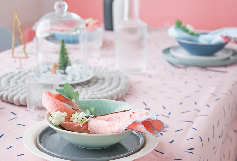Natale: realizza un segnaposto nei colori pastello