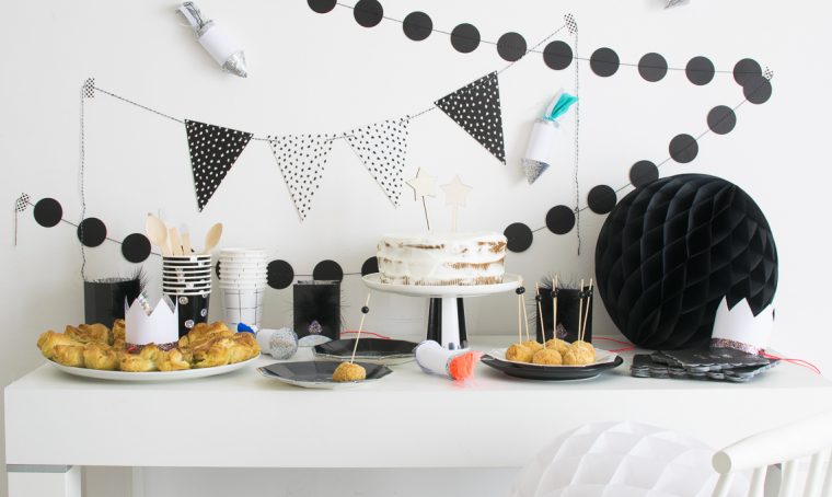 Buffet di Capodanno in bianco e nero