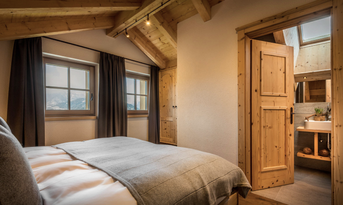 casafacile-girls-dolomites-basecamp-chalet-pia