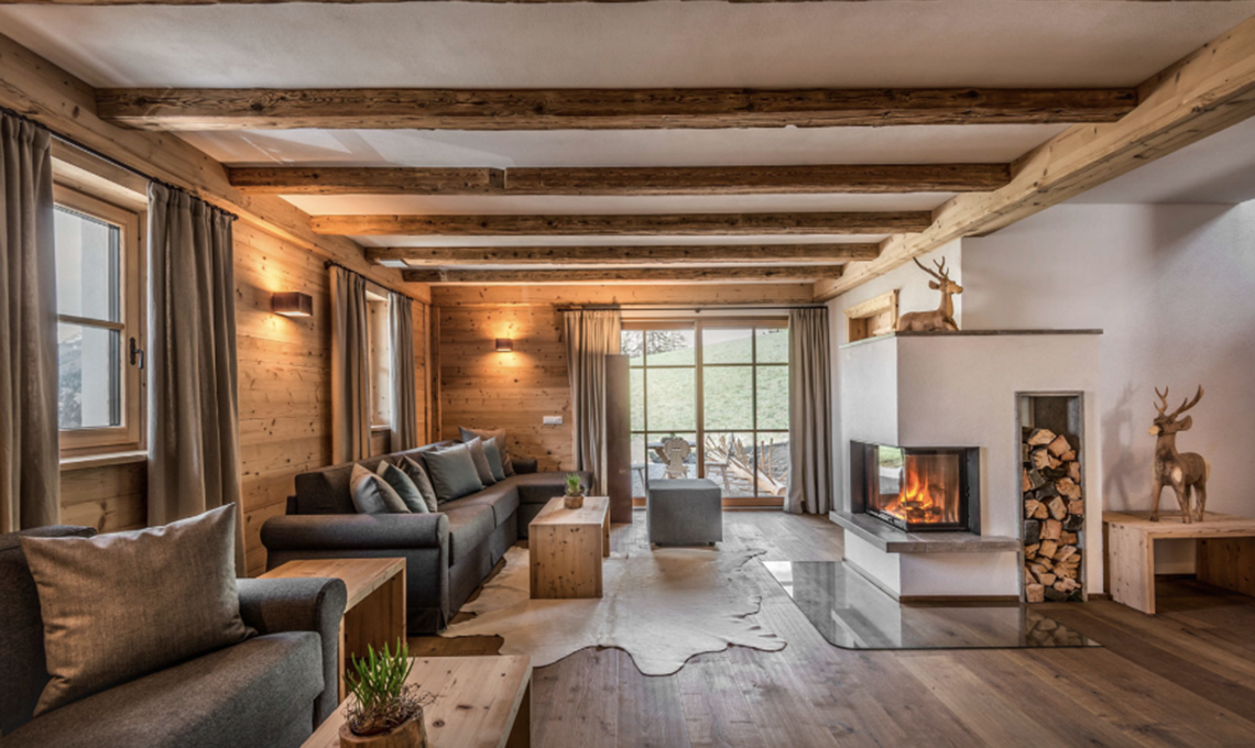 casafacile-girls-dolomites-basecamp-chalet-pia