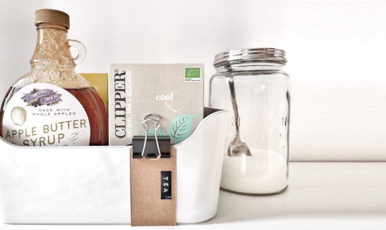 Metti in ordine la cucina con i consigli della declutterer Nicky di The Finicky Friend