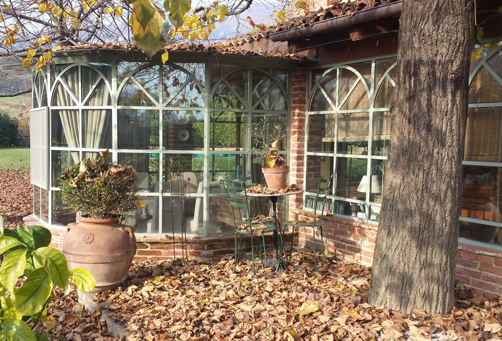 Costruire una veranda in giardino in stile provenzale
