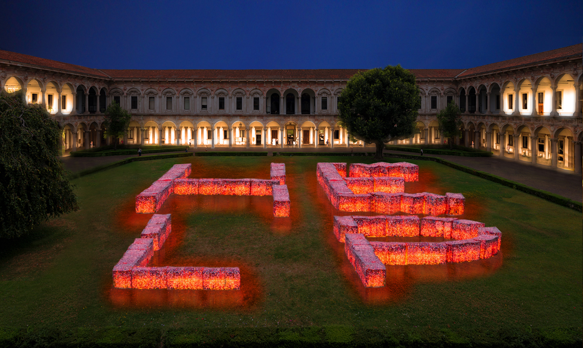Help di Maria Cristina Finucci